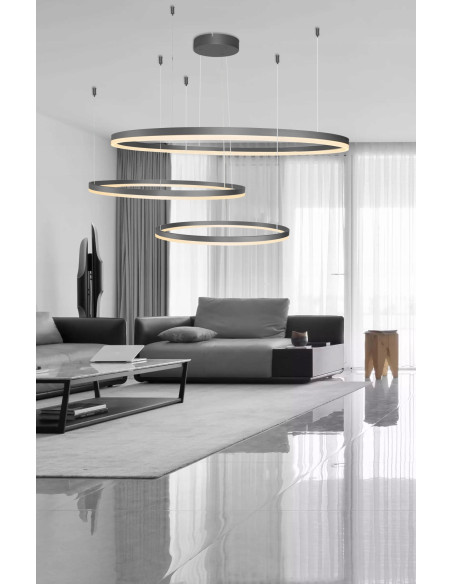 Nowoczesna lampa wisząca HALO AZzardo z trzema LED-owymi kołami, 11100 lumenów, ciepłe światło, czarna elegancja.