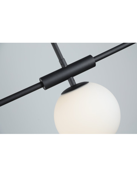 Nowoczesna czarna lampa belkowa z 4 białymi kloszami - eleganckie oświetlenie do salonu, jadalni i kuchni