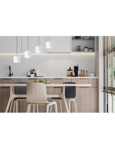 Lampa sufitowa RIFFLE z 4 punktami świetlnymi – elegancki design w białym, czarnym lub złotym wykończeniu.