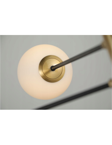 Lampa wisząca Oviedo z 8 białymi kloszami i złotą konstrukcją - eleganckie oświetlenie do wnętrz nowoczesnych.