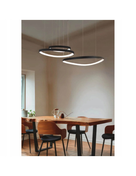 Elegancka lampa wisząca LED AMANDA z regulacją i ściemniaczem, czarna, 3 źródła światła, do salonu i jadalni