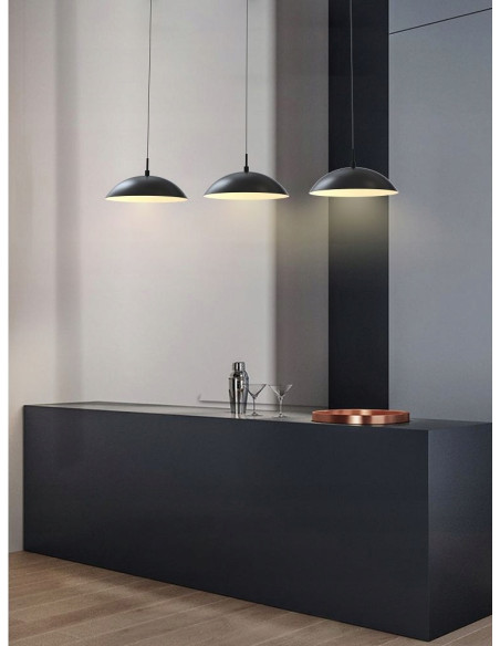Lampa wisząca LED ROSSKOFF 3-punktowa czarna ze złotym akcentem, ściemniana, 3300 lumenów, idealna do hoteli i biur