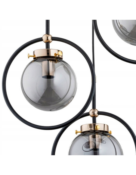 Lampa wisząca AKIRA z asymetrycznym designem, 3 źródła E14, czarny stelaż, nowoczesny styl do każdego wnętrza.