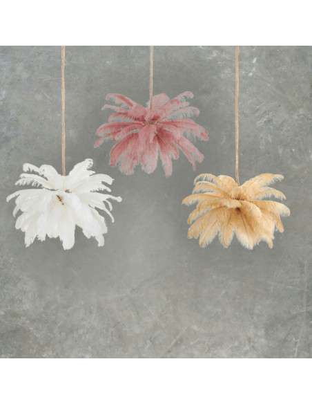 Lampa sufitowa w kształcie palmy z piór w odcieniu beżowym - nowoczesne oświetlenie do eleganckich wnętrz