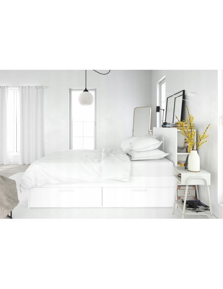 Lampa sufitowa RIFFLE z białym kloszem i czarnym przewodem - nowoczesne oświetlenie do każdego wnętrza