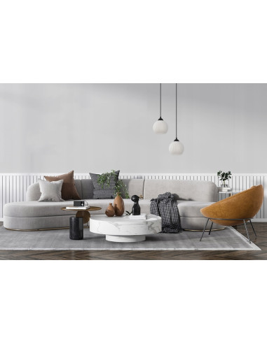 Nowoczesna lampka wisząca RIFFLE w białym kolorze z przezroczystym kloszem – eleganckie oświetlenie do każdego wnętrza.