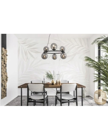 Lampa wisząca AURA w stylu pałacowym z sześcioma szklanymi kulami - eleganckie oświetlenie do wnętrz glam i minimalistycznych