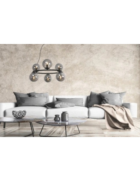 Lampa wisząca AURA w stylu pałacowym z sześcioma szklanymi kulami - eleganckie oświetlenie do wnętrz glam i minimalistycznych