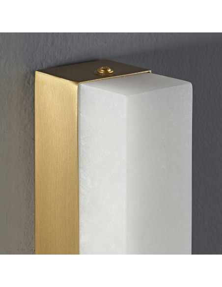 Elegancki kinkiet BLOCK z naturalnego marmuru i mosiądzu do nowoczesnych wnętrz - luksusowe oświetlenie.