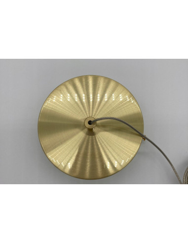 Lampa wisząca LED BEAM w kolorze złotym – nowoczesna i elegancka do jadalni, biura oraz eleganckich wnętrz.