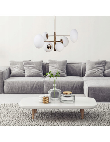 Lampa wisząca OMI z białymi kloszami i złotymi ramionami – minimalistyczne eleganckie oświetlenie do każdego wnętrza.