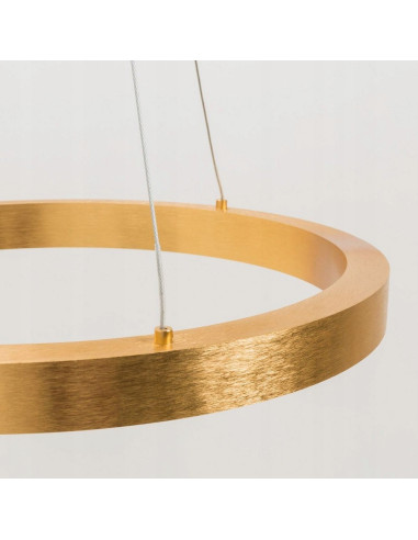 Lampa wisząca CARLO w kolorze złotym – eleganckie oświetlenie LED do salonu i jadalni, minimalistyczny design.