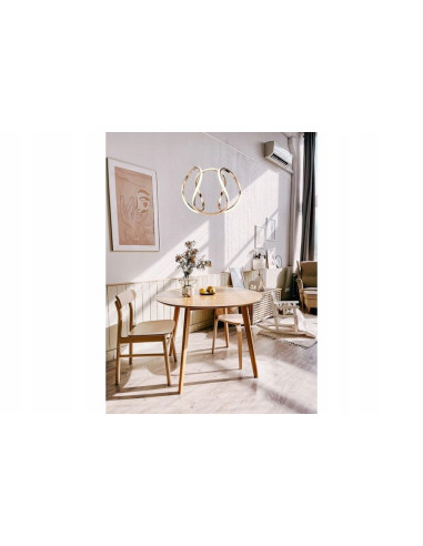 Lampa wisząca LED Clarence w złocie, nowoczesny i ściemniany element dekoracyjny do biura i salonu