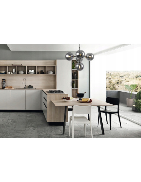 Lampa wisząca Imperia E14 z 5 kloszami i złotymi akcentami – nowoczesny element dekoracyjny do eleganckich wnętrz