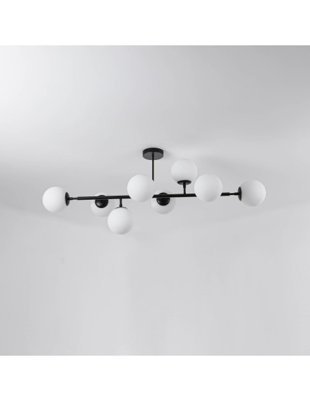 Elegancka lampa sufitowa DORADO w czerni z 8 mlecznymi kloszami – stylowe oświetlenie do każdego wnętrza.
