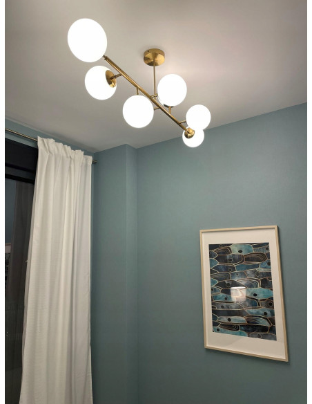 Lampa wisząca DORADO z asymetrycznymi kulami - elegancki żyrandol do salonu i jadalni, 8-punktowe oświetlenie.