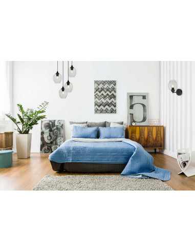 Lampa wisząca Praga z wymiennymi kloszami – elegancka, czarna lampa LED z 4 punktami świetlnymi do nowoczesnych wnętrz.