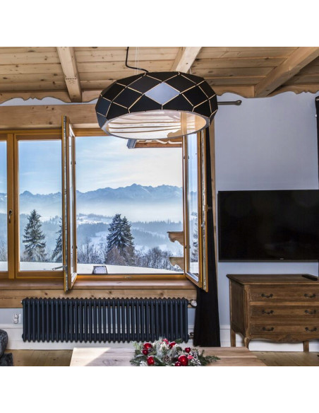 Lampa wisząca Reus w czerni z metalowym kloszem - nowoczesny design, 120 cm, idealna do eleganckich wnętrz.