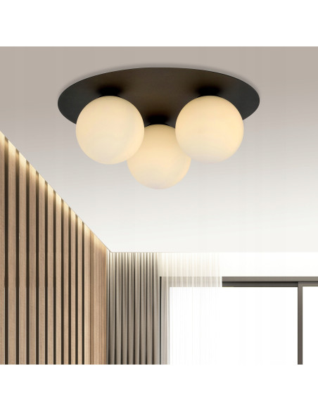 Plafon LED SOLAR w stylu minimalistycznym z białymi kulkami, 3 źródła światła, idealny do nowoczesnych wnętrz.