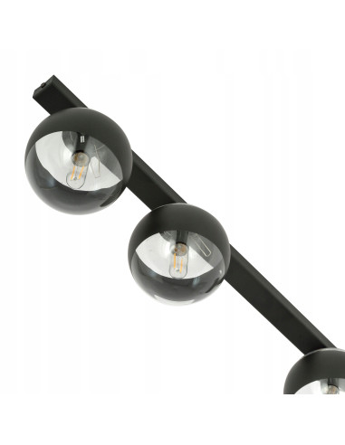 Stylowy plafon FIT z trzema źródłami światła i czarną oprawą - nowoczesne oświetlenie do wnętrz kuchennych i biurowych