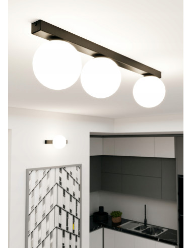 Plafon sufitowy FIT 3-punktowy w stylu industrialnym, biało-czarny, idealny do korytarzy i nowoczesnych wnętrz.