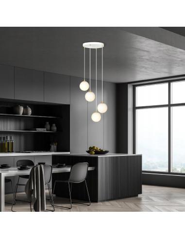 Lampa sufitowa LEVEL - nowoczesny żyrandol w białych kulach ze złotymi akcentami, eleganckie oświetlenie ROYAL.