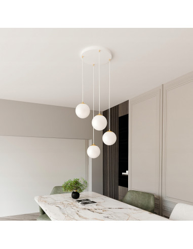 Lampa sufitowa LEVEL - nowoczesny żyrandol w białych kulach ze złotymi akcentami, eleganckie oświetlenie ROYAL.