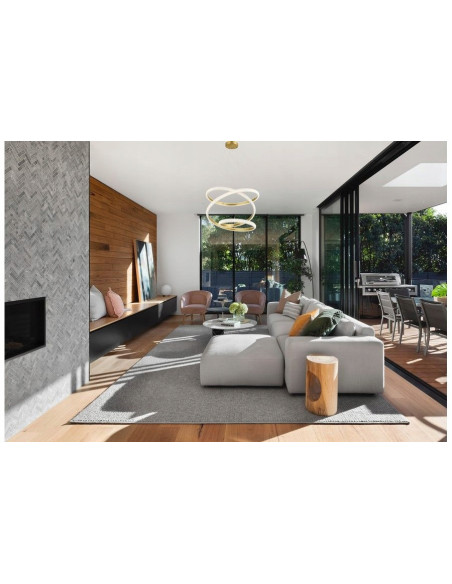 Lampa wisząca LED Anchorage w złotej oprawie - nowoczesne oświetlenie do biura i salonu z regulacją jasności