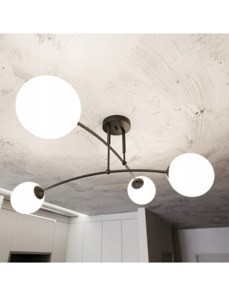 Lampa sufitowa PREGOS z krzyżowanymi ramionami i mlecznym kloszem – nowoczesna elegancja do jadalni i salonu