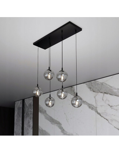 Lampa sufitowa COSMO z efektownymi kulami wodnymi – nowoczesne oświetlenie dla eleganckich wnętrz w różnych kolorach.