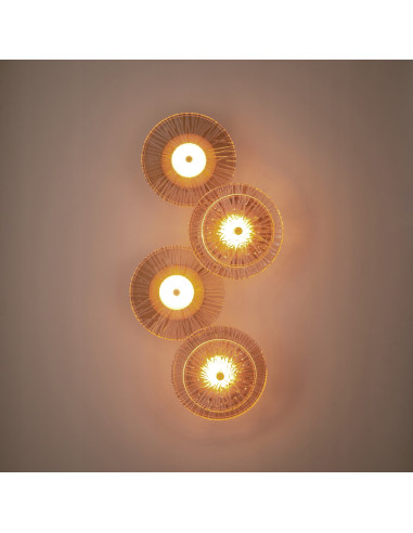 Kinkiet LUXIO-4 w bursztynie, elegancka lampa ścienna LED do nowoczesnych wnętrz, 61 cm wysokości, złoty mosiądz.