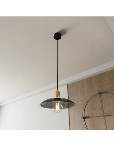 Lampa wisząca SPIRIT 1 BLACK z metalowym kloszem w złotym wykończeniu - styl nowoczesny i loftowy.
