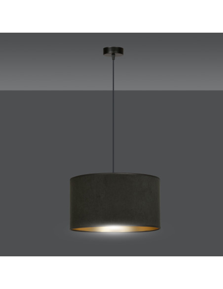 Lampa abażurowa HILDE z eleganckim złotym akcentem – idealna do salonu, jadalni i biura, nowoczesny styl w Twoim wnętrzu