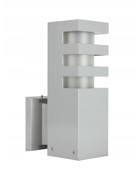 Kinkiet RADO K AL IP54 – Srebrny, Minimalistyczne Oświetlenie Zewnętrzne z Elegantnymi Żłobieniami