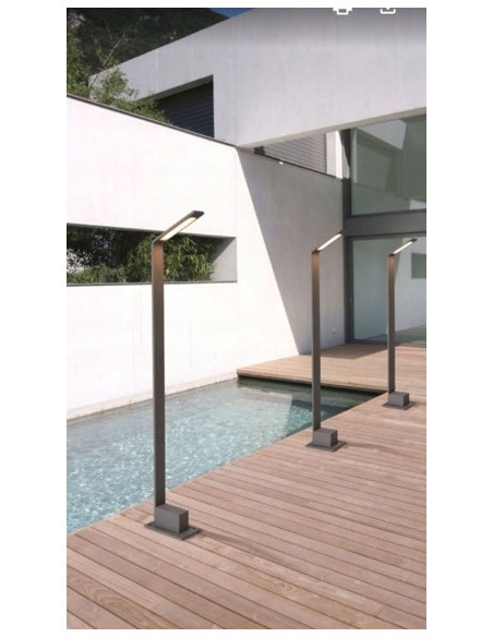 Lampa ogrodowa AGAPE 60 LED w kolorze grafitowym, nowoczesny słupek IP54 do oświetlenia tarasu i chodników.