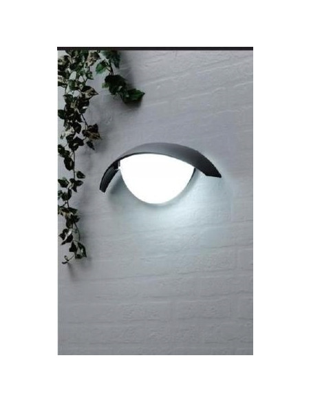 Kinkiet ścienny TESS 60W w kształcie kuli - nowoczesne oświetlenie do wnętrz i ogrodów, elegancki design.