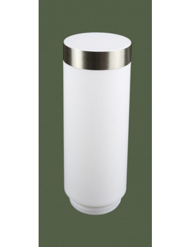 Elegancki podłużny klosz poliwęglanowy do lamp ogrodowych INOX - trwały i nowoczesny element oświetleniowy