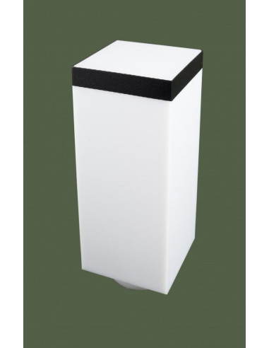 Stylowy biały klosz lampy INOX z czarną obwódką – elegancja w każdym wnętrzu