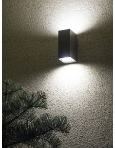 Elegancki kinkiet zewnętrzny MINI - lampa LED aluminiowa z podświetleniem góra-dół do ogrodu i elewacji budynków