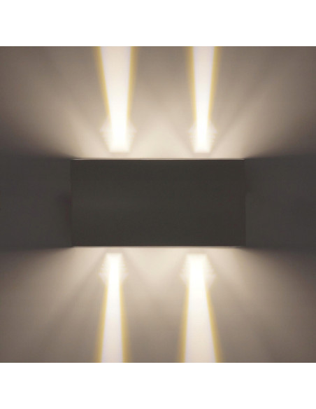 Nowoczesna lampa ogrodowa LED LEO II, regulowany kinkiet IP54, biały aluminium, 4x3W, idealna do wnętrz i ogrodu