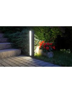 Nowoczesna lampa ogrodowa LED Su-ma LINEA 16702-600 - elegancka i energooszczędna lampa do przestrzeni zewnętrznych.