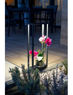 Elegancki słupek oświetleniowy LED ARMA AR-500 w prostokątnej aluminiowej ramie do ogrodu i przestrzeni zewnętrznych