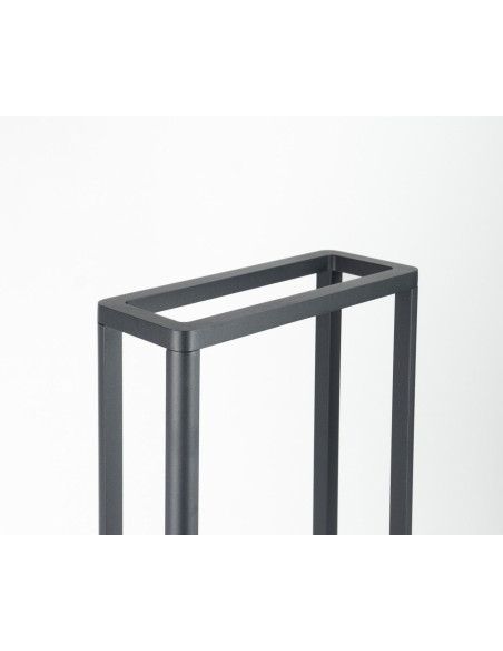 Elegancki słupek oświetleniowy LED ARMA AR-500 w prostokątnej aluminiowej ramie do ogrodu i przestrzeni zewnętrznych