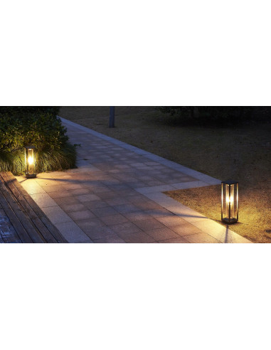 Nowoczesna lampa ogrodowa PORTO IP65 z prostokątną ramą i okrągłym kloszem, czarna - styl i funkcjonalność w ogrodzie