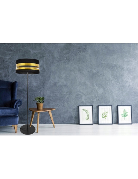 Lampa podłogowa Intense Gold z eleganckim abażurem – nowoczesny akcent w klasycznej aranżacji wnętrz