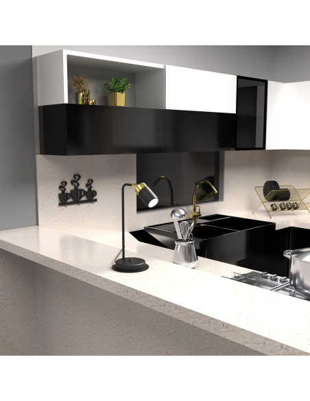 Elegancka lampka biurkowa JOKER MiLAGRO czarno-złota – nowoczesne oświetlenie do biura i przestrzeni domowych.