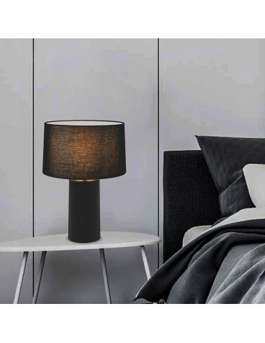 Lampa stołowa Tokio w czerni i złocie - elegancki akcent do każdego wnętrza, idealna do salonu i sypialni.