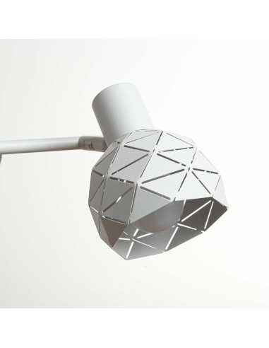 Elegancki podwójny kinkiet ścienny Reus w białym z wycięciami - nowoczesne oświetlenie do stylowych wnętrz