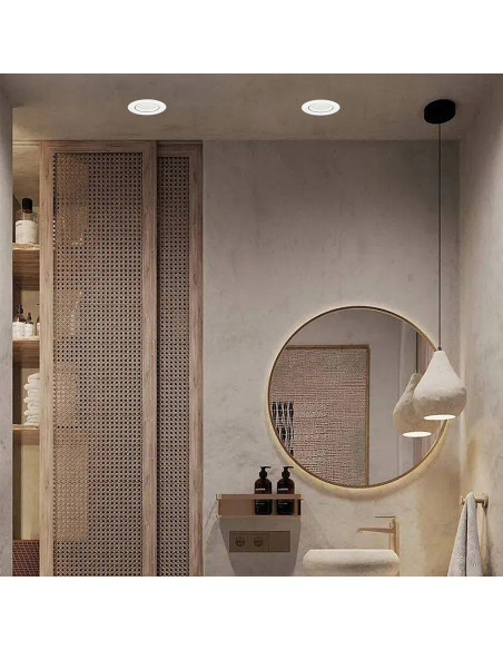 Regulowane oświetlenie LED podsufitowe Lagos GU10 IP65 - nowoczesny design do salonu i łazienki