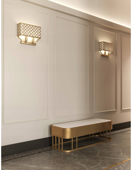 Kinkiet Verno Parette Old Gold - nowoczesna lampa ścienna o eleganckim designie i wyjątkowym geometrycznym kloszu.